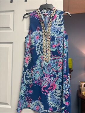 Lilly Pulitzer Navy Floral Sleeveless Shift Dress with Embellished Neckline
